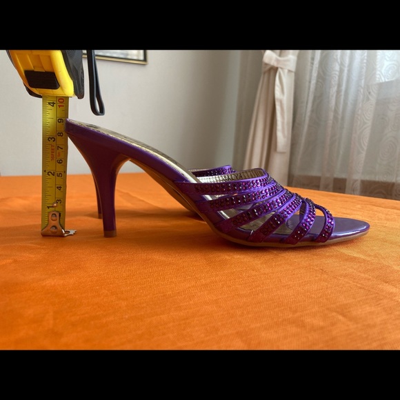 Purple Sandals/Slippers with bling details size 7 - Picture 4 of 6